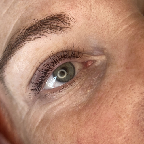 Kunde har fået lavet lash lift ved Beauty by Kryger i Sommersted, nær Haderslev